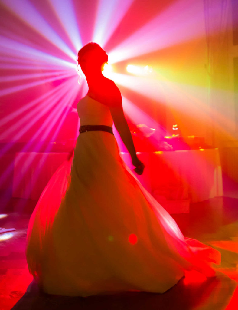 Braut auf der Hochzeitsfeier