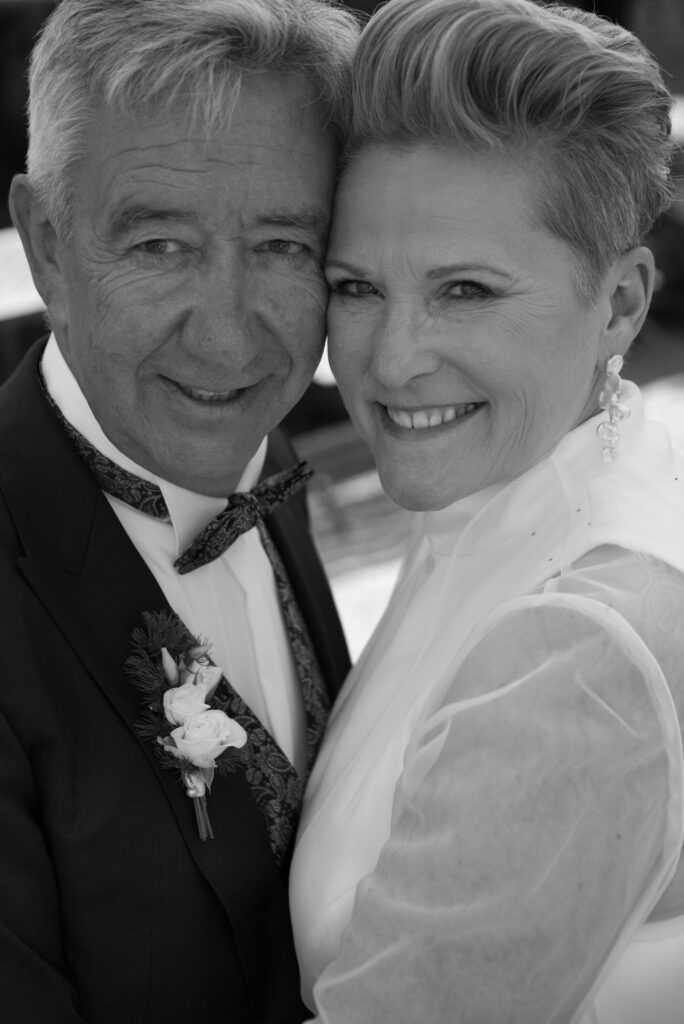 Best Ager Brautpaar beim Shooting in Pfalz